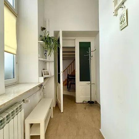 Apartament Comfy Bracka Warszawa