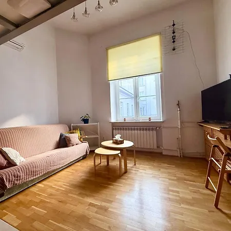 Comfy Bracka Warszawa